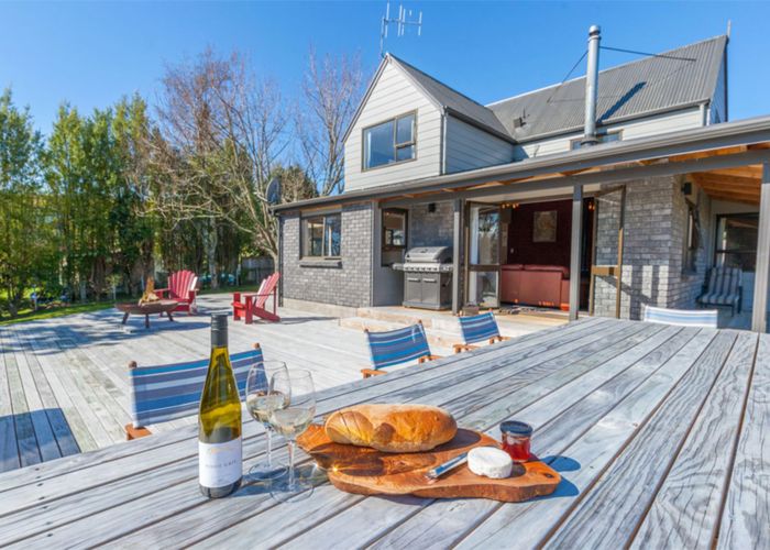  at 10 Angela Place, Taupo