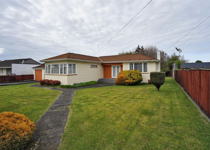  at 28 Normandy Avenue, Melville, Hamilton