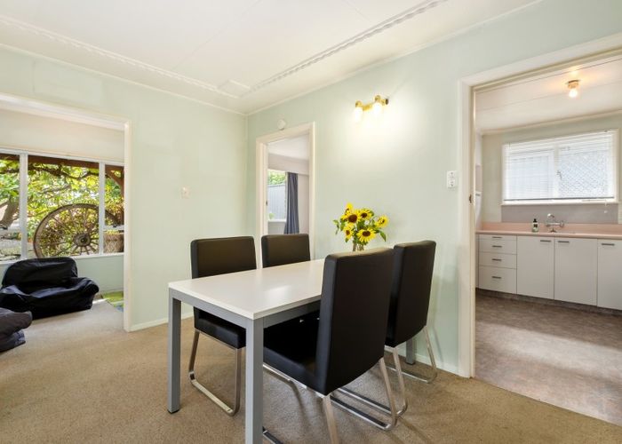  at 32 Royal Terrace, Alexandra, Alexandra