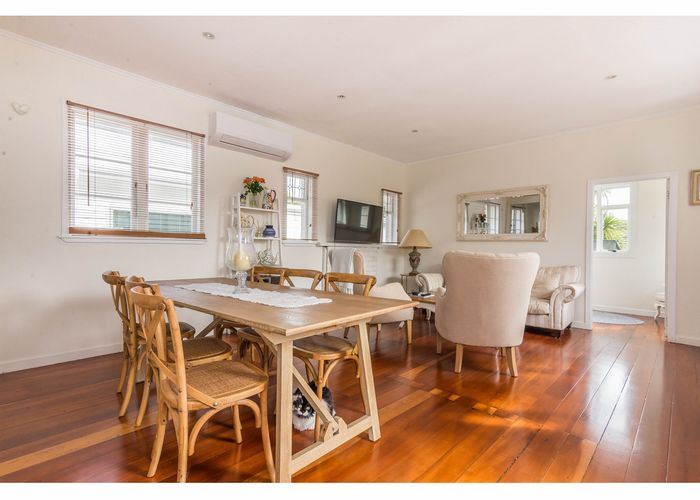  at 98 Atkinson Road, Titirangi, Auckland
