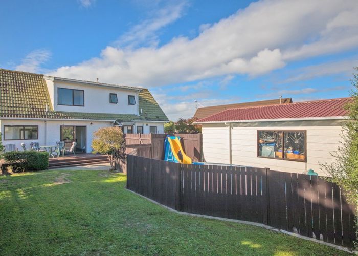 at 51 Rhodes Drive, Kelvin Grove, Palmerston North