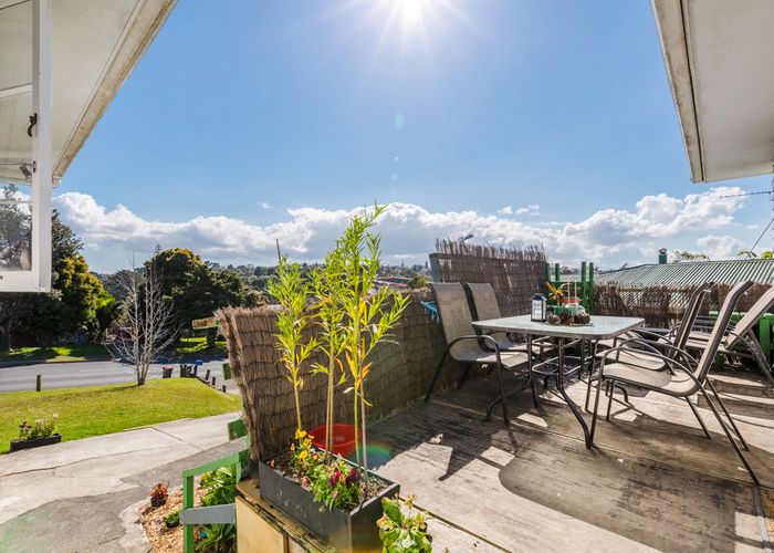  at 40 Commodore Drive, Lynfield, Auckland