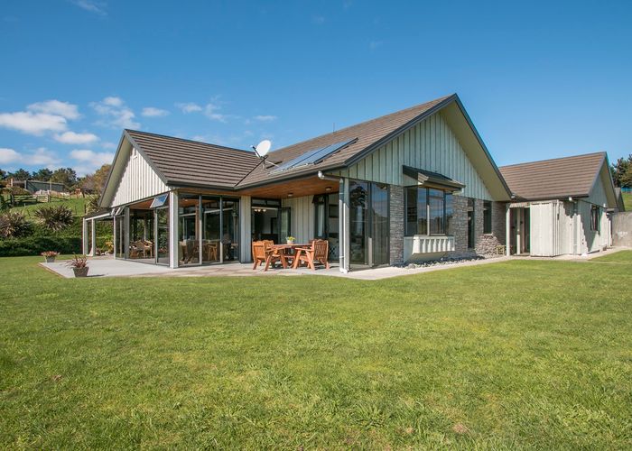  at 426 Esdaile Road, Tauranga