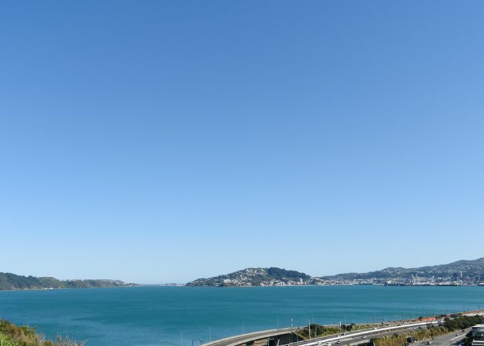  at 7 Malvern Road, Ngauranga, Wellington