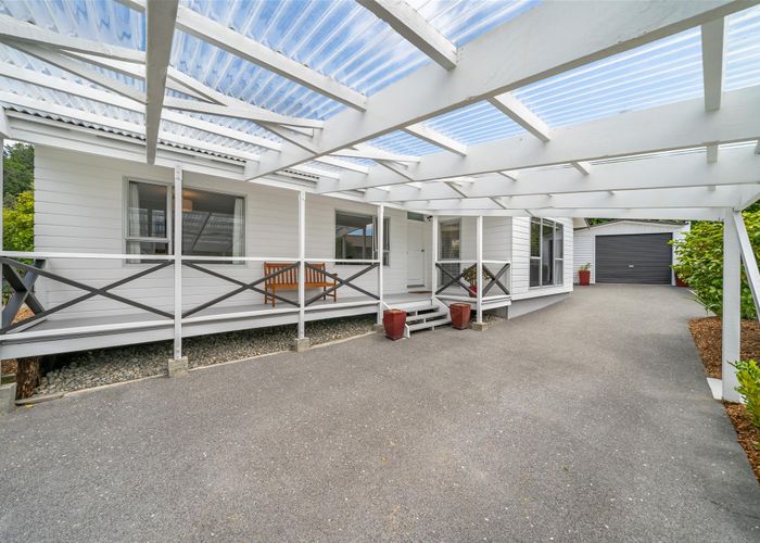  at 76 Field Street, Silverstream, Upper Hutt