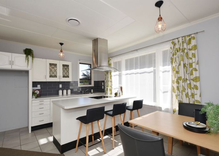  at 127 Black Road, Otatara