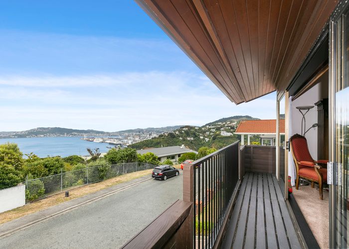  at 1/54 Rama Crescent, Khandallah, Wellington