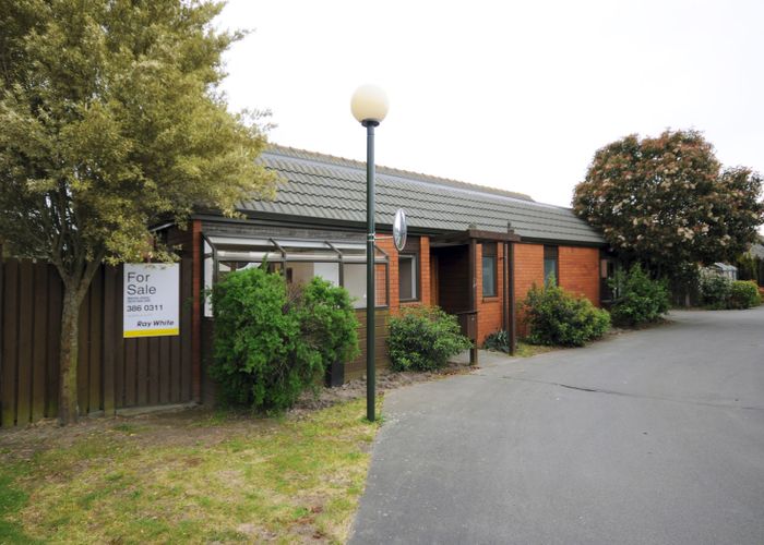  at 4/415 Mairehau Road, Parklands, Christchurch