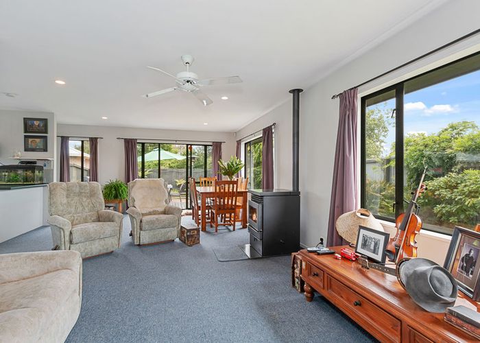  at 281 Breezes Road, Aranui, Christchurch