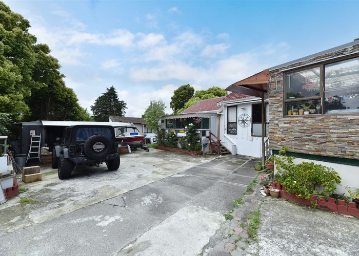  at 25 Urlich Drive, Ranui, Auckland