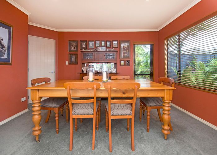  at 35 Westerham Drive, Dannemora, Auckland