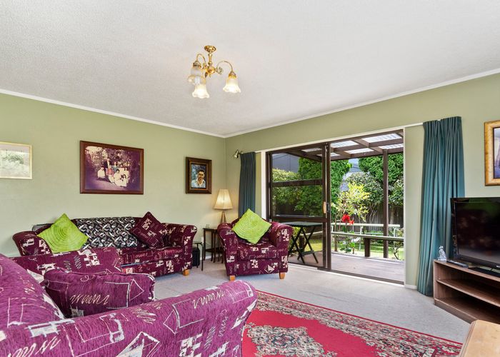  at 182 Windermere Drive, Poike, Tauranga