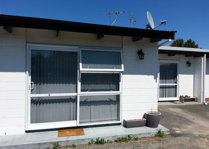  at 4/17 Brake Street, Upper Riccarton, Christchurch