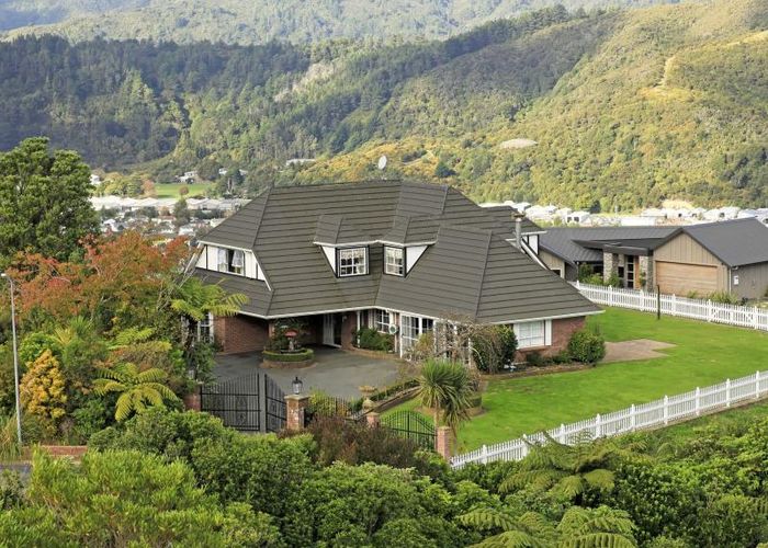 at 12 Lindis Lane, Kelson, Lower Hutt