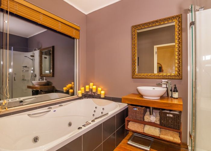  at 77 Johnsons Road, Whitemans Valley, Upper Hutt