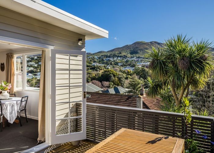  at 4/30 Ottawa Road, Ngaio, Wellington