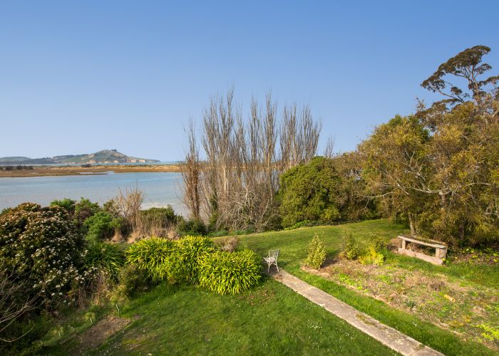  at 1428 Coast Road, Karitane