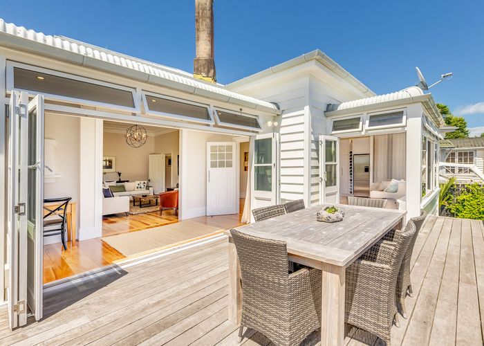  at 22 Allenby Avenue, Devonport, Auckland