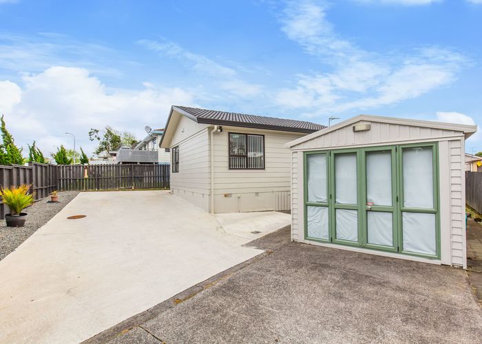  at 5/1 Rebecca Rise, Weymouth, Auckland