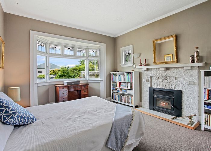  at 19 Selwyn Street, Somerfield, Christchurch
