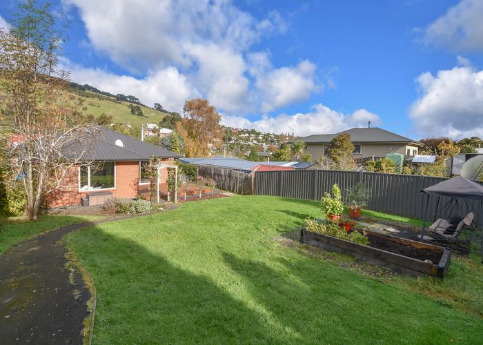  at 13 Roger Street, Macandrew Bay, Dunedin