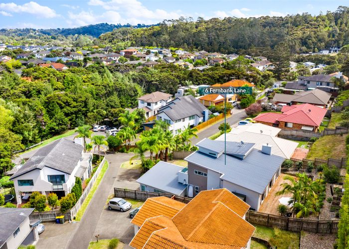  at 6 Fernbank Lane, Greenhithe, Auckland