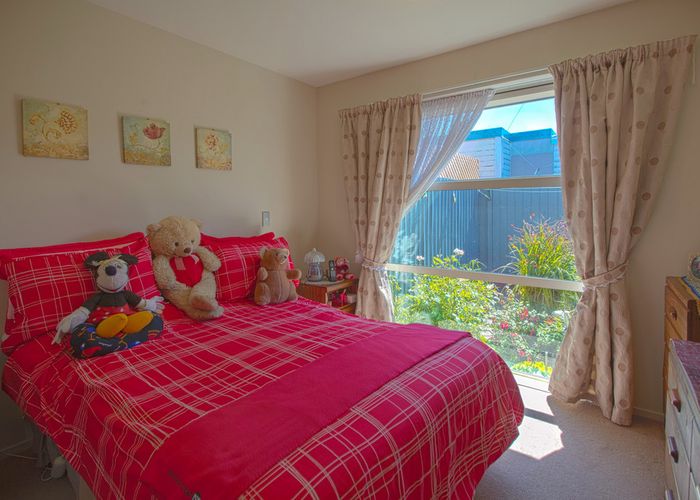  at 2/661 Worcester Street, Linwood, Christchurch