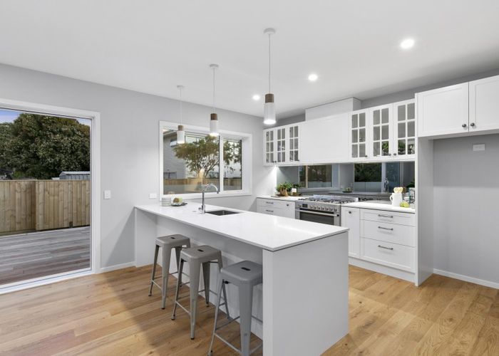  at 80 William Street, Petone, Lower Hutt