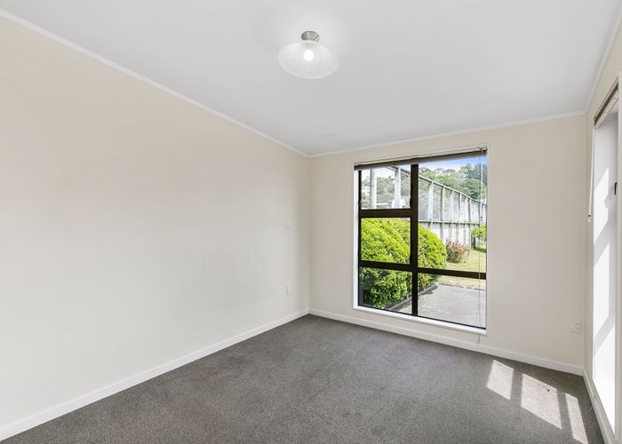  at 22/4 Dr Taylor Terrace, Johnsonville, Wellington