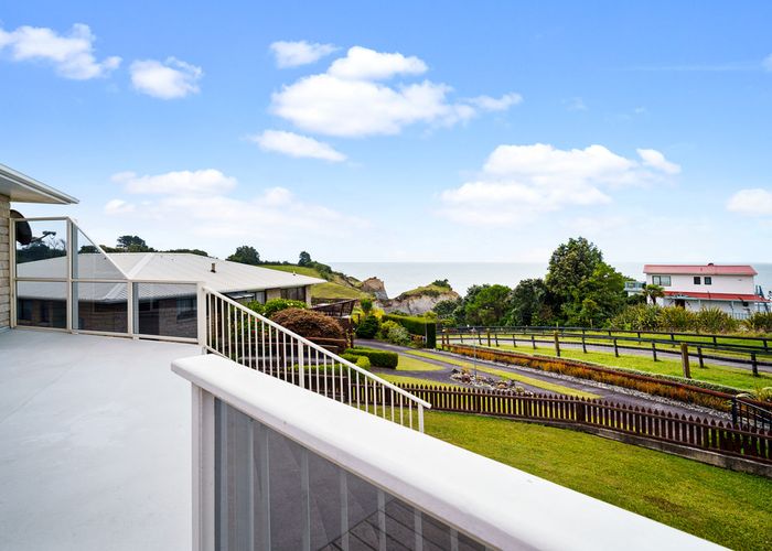  at 10 Motukari Place, Onaero, Waitara