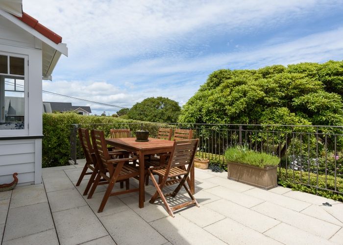 at 53 Cashmere Avenue, Khandallah, Wellington