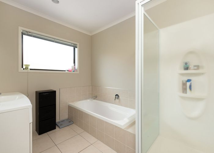  at 10/100 Millers Road, Brookfield, Tauranga
