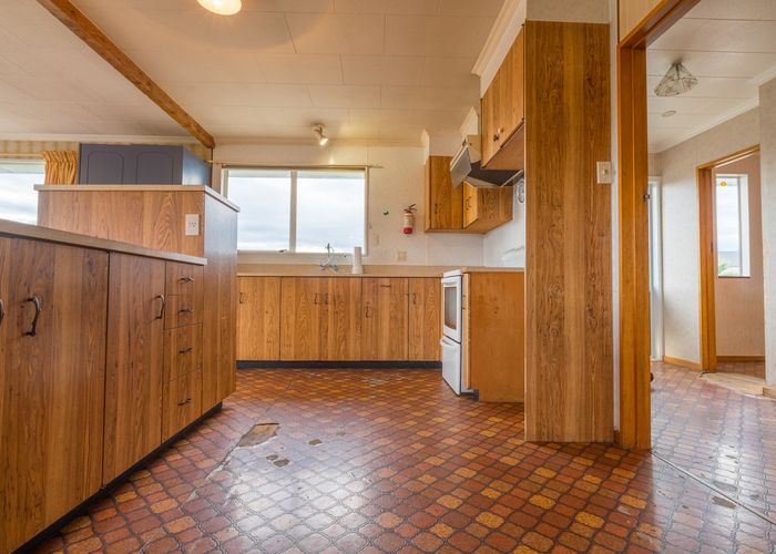  at 10 John Street, Riverton