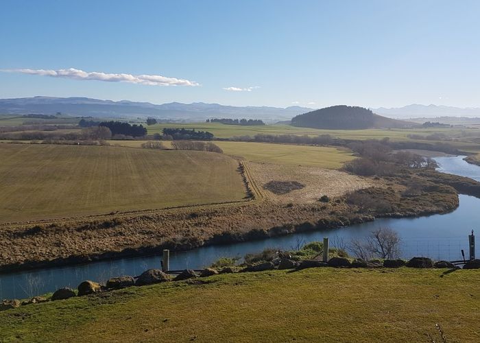  at 21 Fortification Road, Kakanui, Oamaru