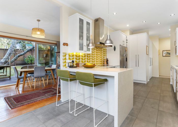  at 611 South Titirangi Road, Titirangi, Auckland