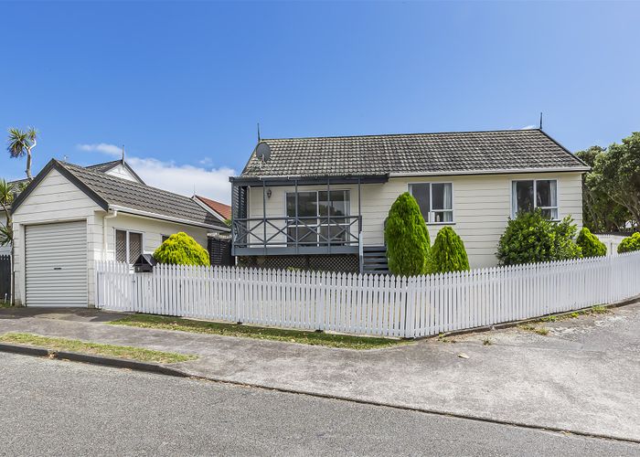  at 9 Mako View, Titahi Bay, Porirua