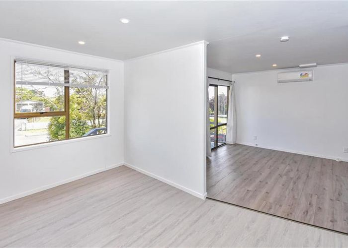  at 10 Massine Place, Randwick Park, Auckland