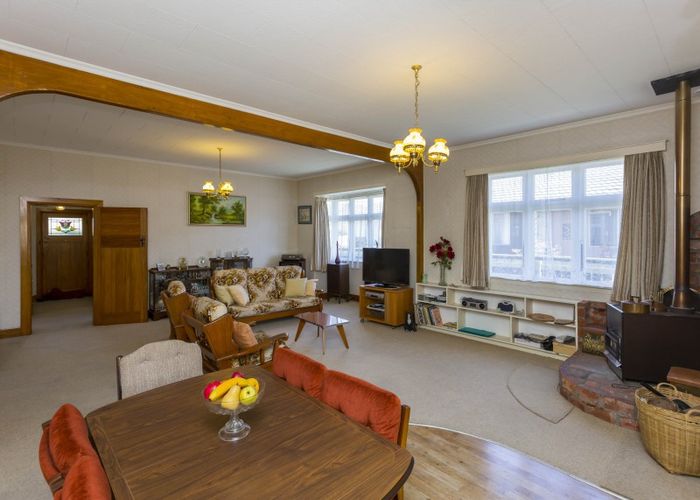  at 90 Ararino Street, Trentham, Upper Hutt