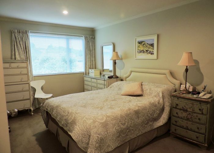  at 13 Peterhouse Street, Tawa, Wellington