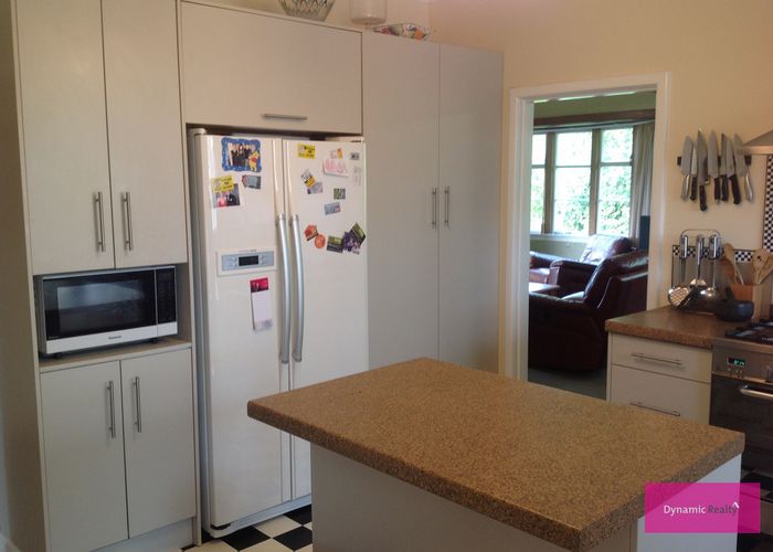  at 968 Mountain Road, Waiongana, Inglewood