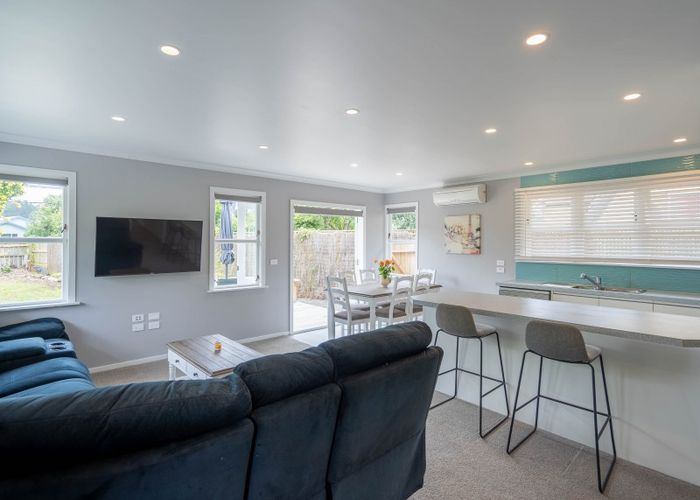  at 189 Te Moana Road, Waikanae