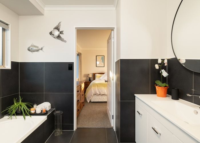  at 37 Monaco Key, Papamoa Beach, Papamoa