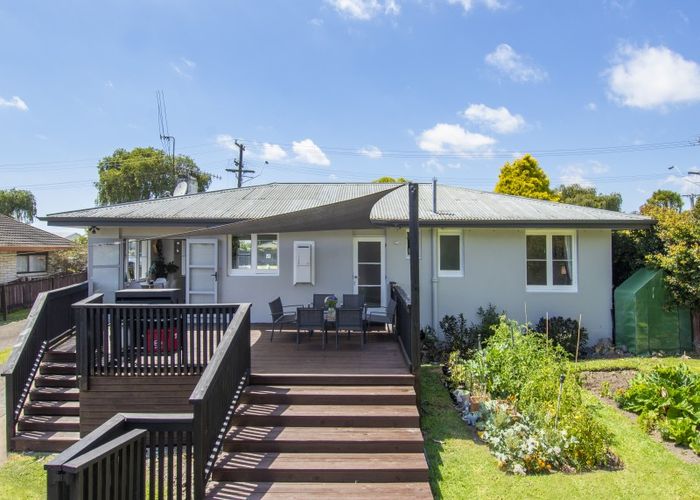  at 7 Cameron Road, Te Puke