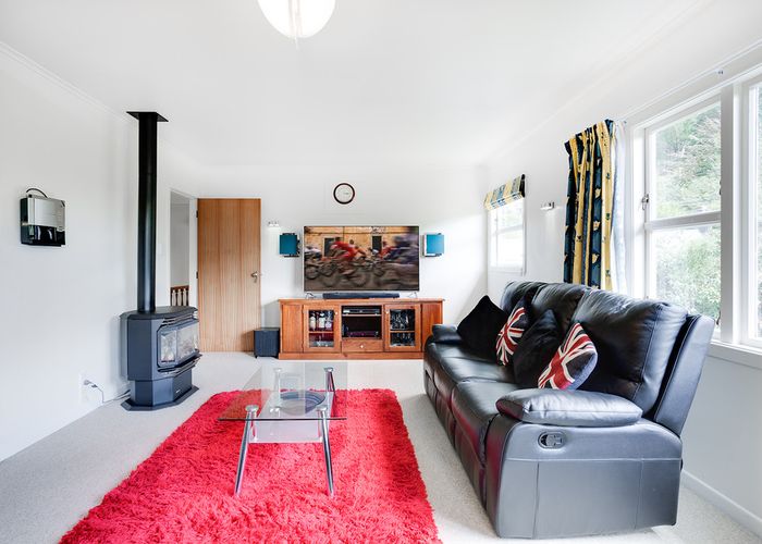  at 71 Elmslie Road, Pinehaven, Upper Hutt