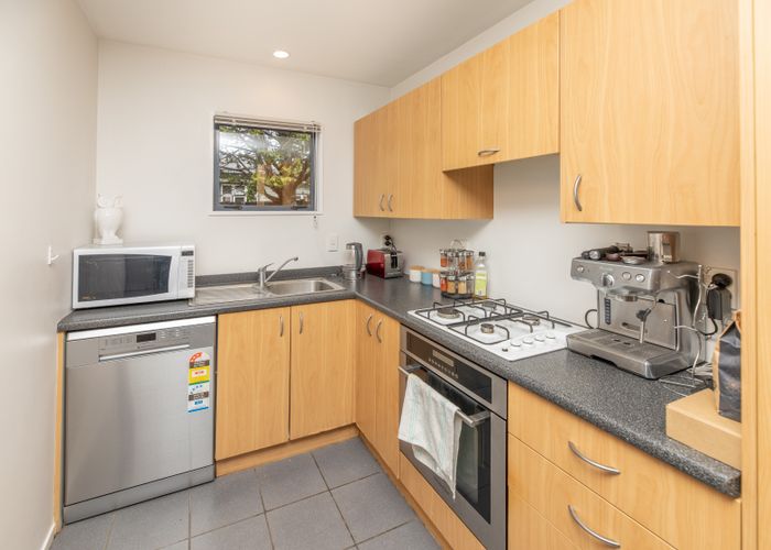  at 2/25 Grove Road, Addington, Christchurch