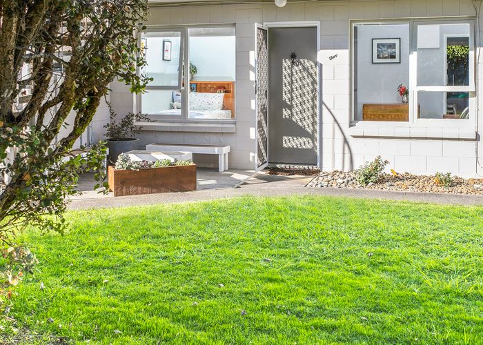  at 2/4 Averill Avenue, Kohimarama, Auckland