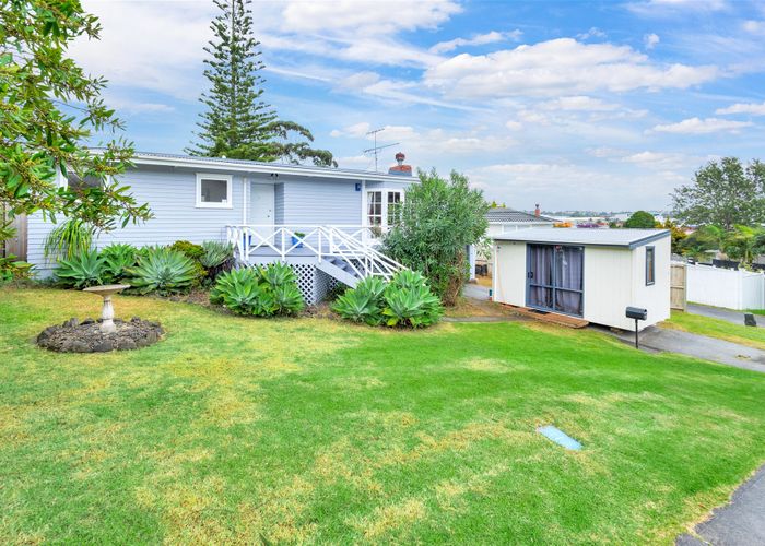 at 89 Bond Crescent, Forrest Hill, Auckland