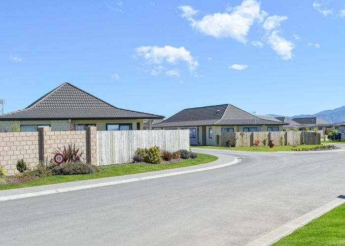 Free property data for 43 Ashmore Park Road, Carterton homes.co.nz