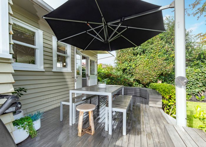  at 15 Hull Place, Onehunga, Auckland