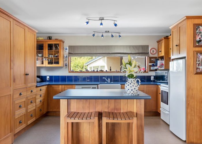  at 8 Thackeray Street, St Andrews